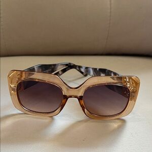 Classic Oversized Square fashion Sunglasses - Amber Gradient